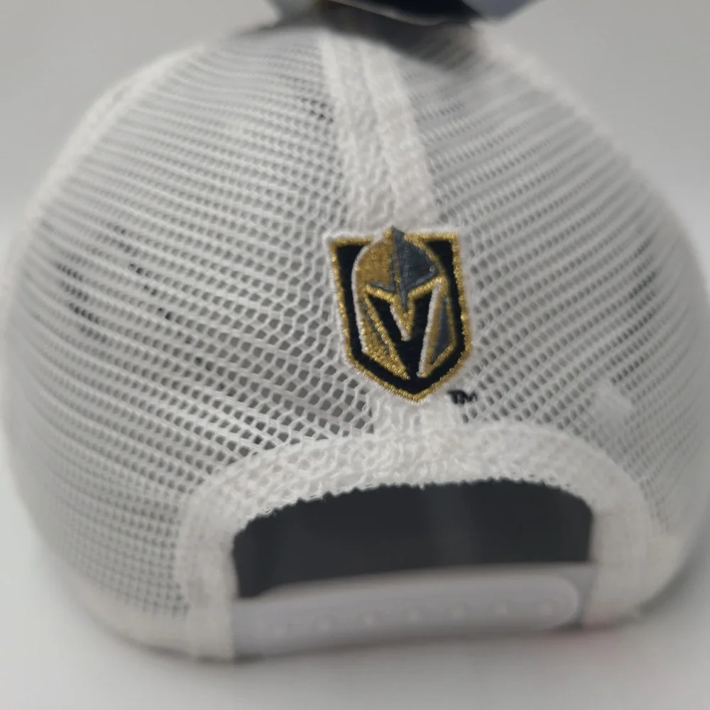 Vegas Golden Knights Hat Snapback Trucker Mesh Fanatics Gold White NHL Split Bar